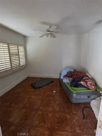 354 E Carson, Long Beach, California 90807