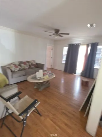 354 E Carson, Long Beach, California 90807