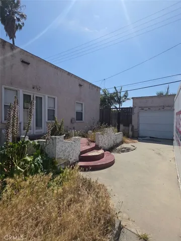 354 E Carson, Long Beach, California 90807