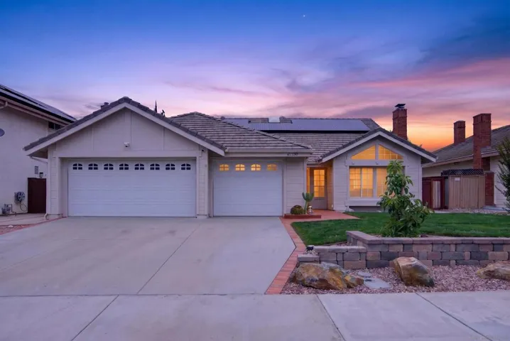 45730 Hopactong, Temecula, California 92592