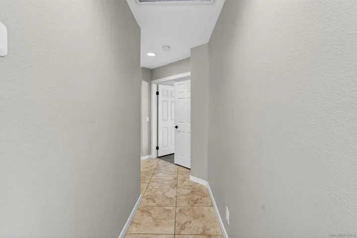 45730 Hopactong, Temecula, California 92592