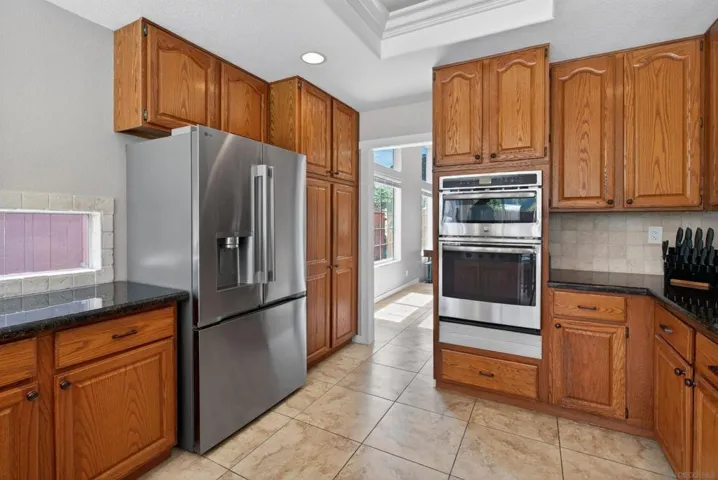 45730 Hopactong, Temecula, California 92592