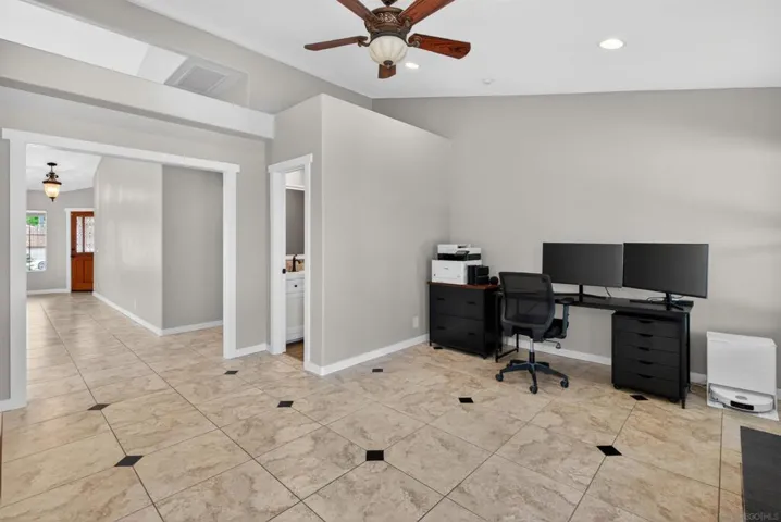 45730 Hopactong, Temecula, California 92592