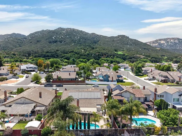 45730 Hopactong, Temecula, California 92592