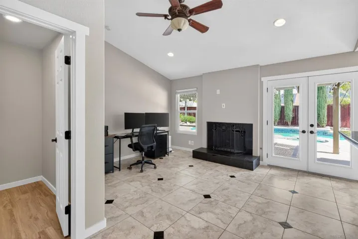 45730 Hopactong, Temecula, California 92592