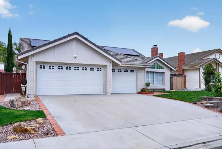 45730 Hopactong, Temecula, California 92592