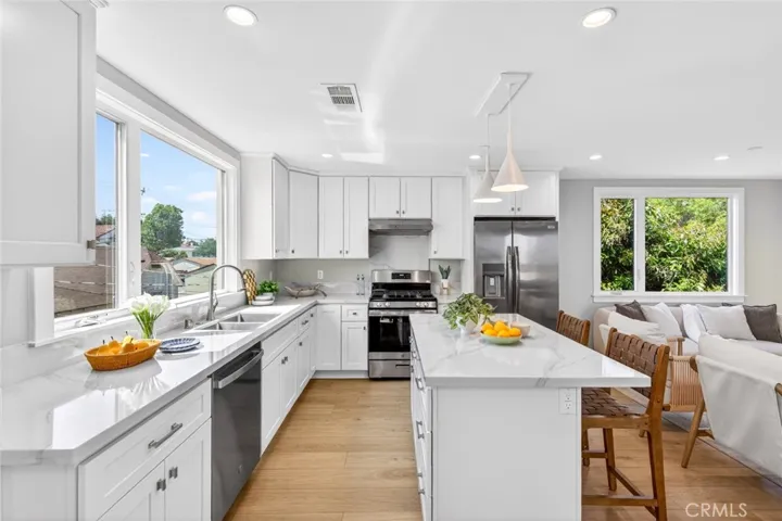 5935 Kauffman Ave. B, Temple City, California 91780