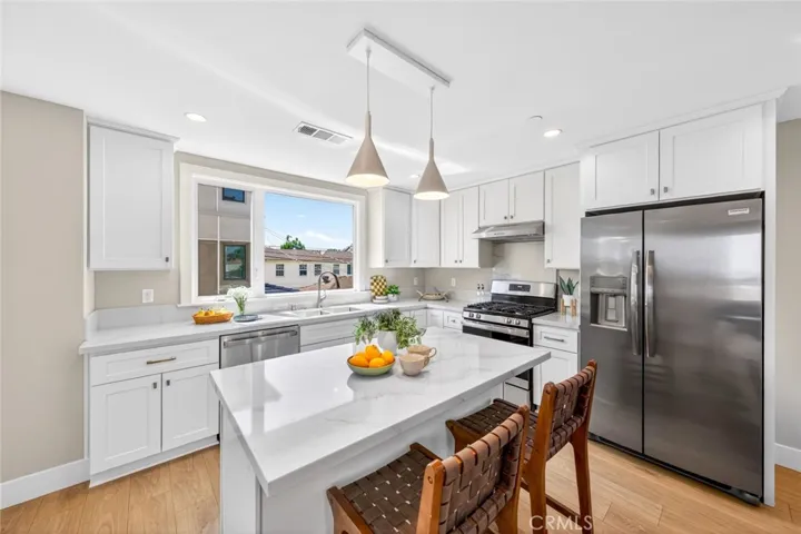 5935 Kauffman Ave. B, Temple City, California 91780
