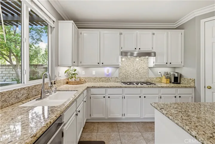 29367 Calle Primavera, Valencia, California 91354
