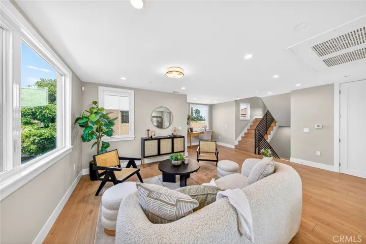 5935 Kauffman Ave. C, Temple City, California 91780