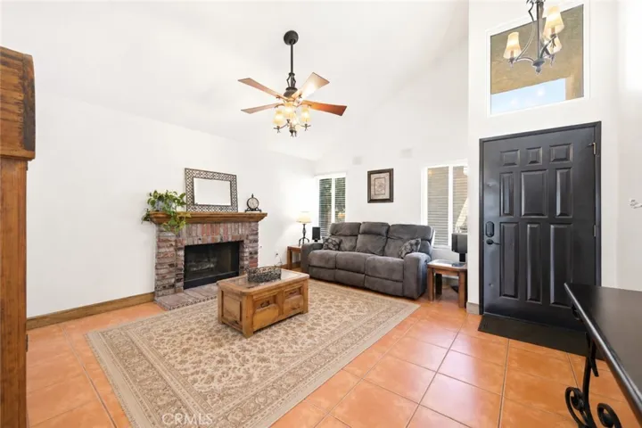 15376 Bambi Court, Moorpark, California 93021
