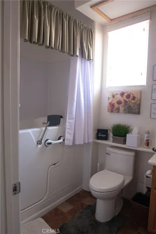 2nd Bath with ADA tub
