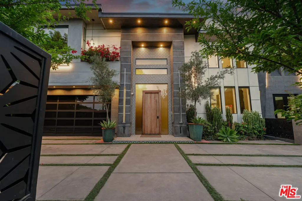 5415 Amestoy Avenue, Encino, California 91316 — photo 4