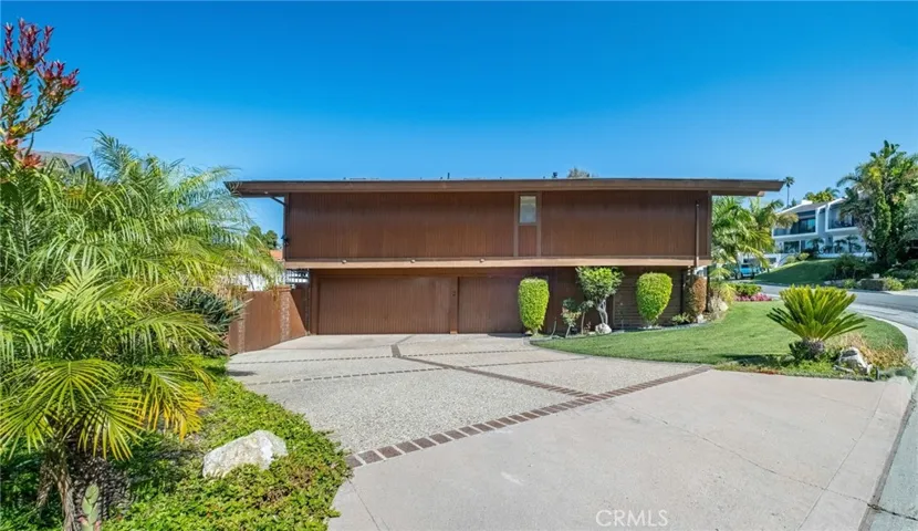 1825 Via Estudillo, Palos Verdes Estates, California 90274