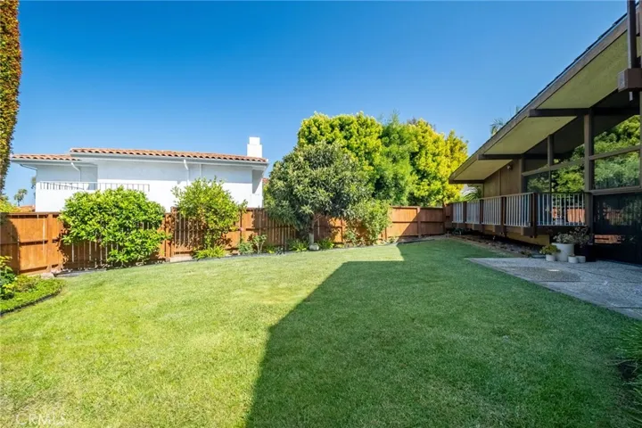 1825 Via Estudillo, Palos Verdes Estates, California 90274