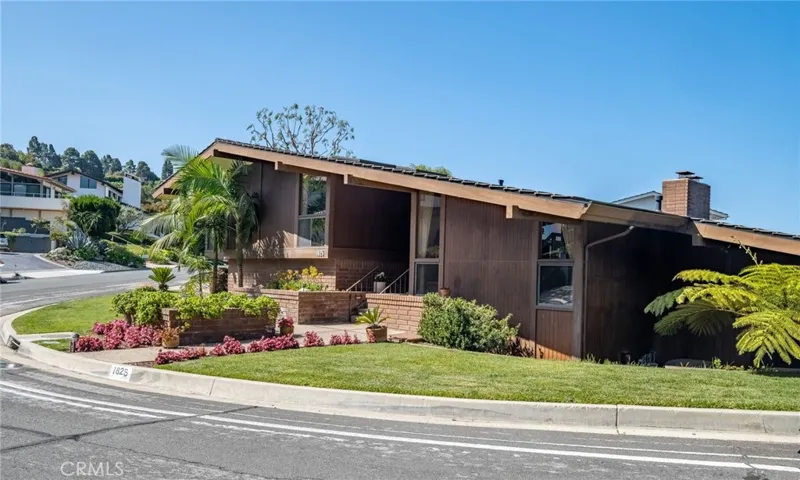 1825 Via Estudillo, Palos Verdes Estates, California 90274
