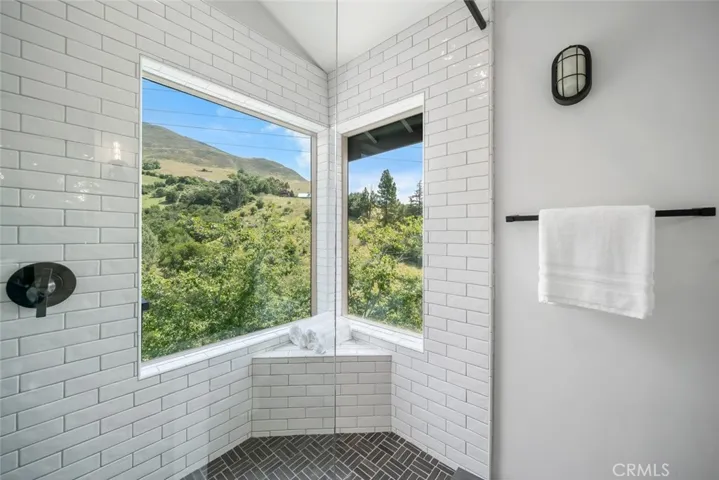 1683 Knoll, San Luis Obispo, California 93401