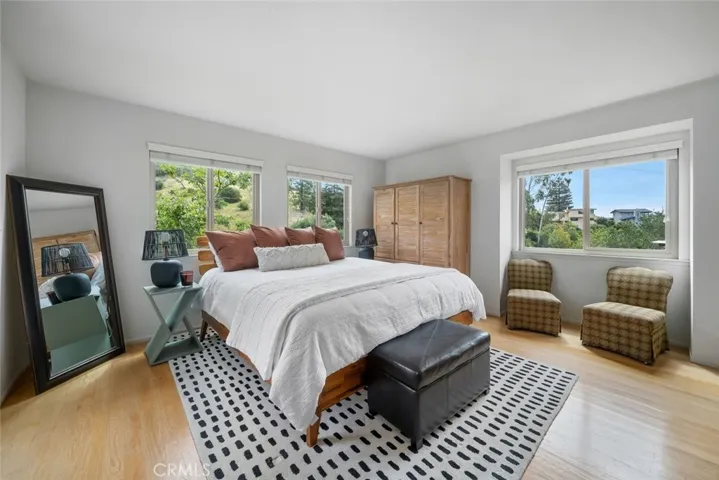 1683 Knoll, San Luis Obispo, California 93401