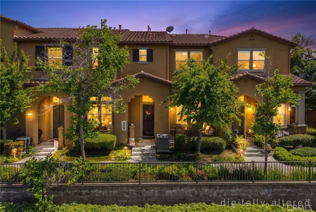 8427 E Kendra Loop