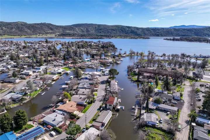 12631 Shoreview, Clearlake Oaks, California 95423