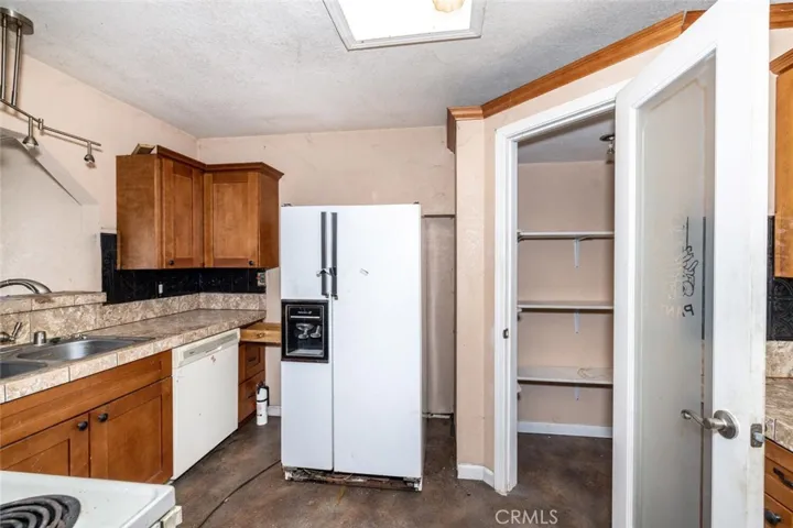12631 Shoreview, Clearlake Oaks, California 95423