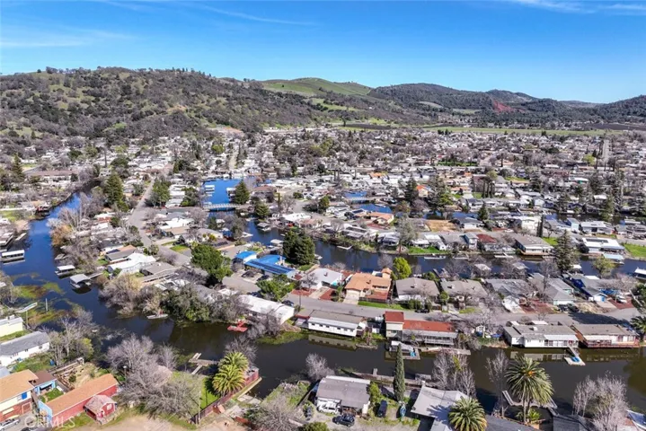 12631 Shoreview, Clearlake Oaks, California 95423