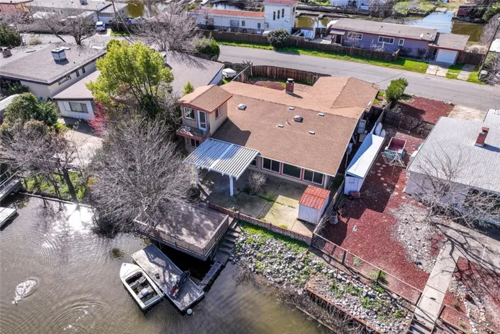 12631 Shoreview, Clearlake Oaks, California 95423