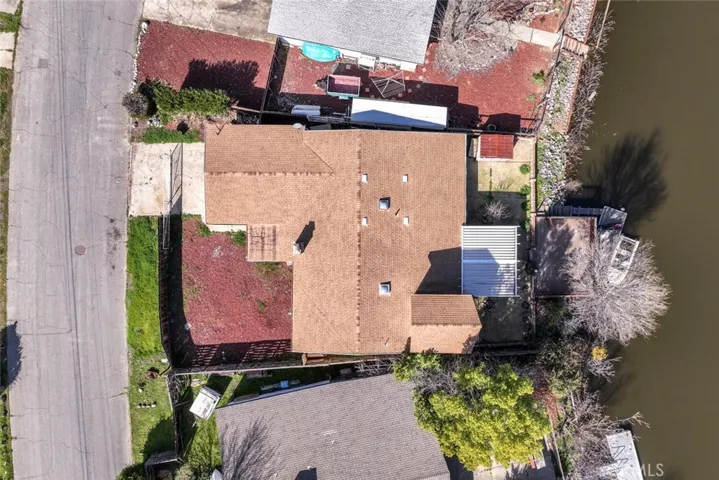 12631 Shoreview, Clearlake Oaks, California 95423