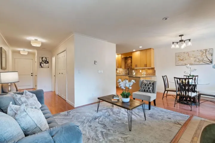 374 Union Avenue E, Campbell, California 95008