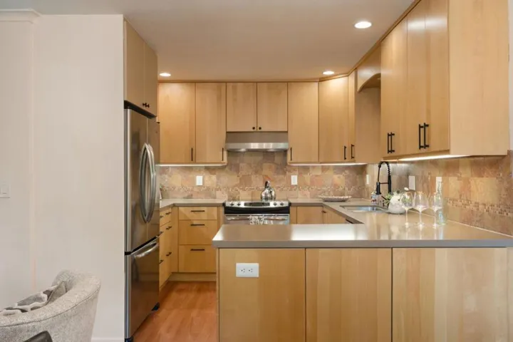374 Union Avenue E, Campbell, California 95008