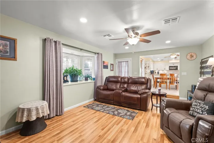 705 Elm, Tehachapi, California 93561