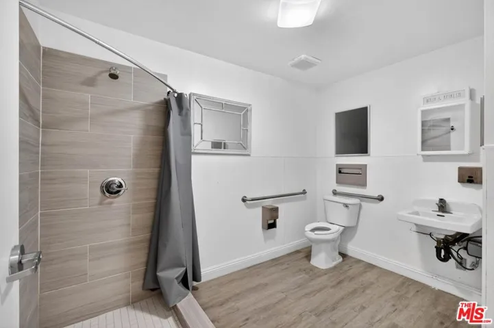 4101 Rosemead Boulevard, Pico Rivera, California 90660