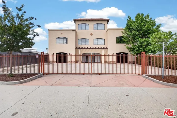4101 Rosemead Boulevard, Pico Rivera, California 90660