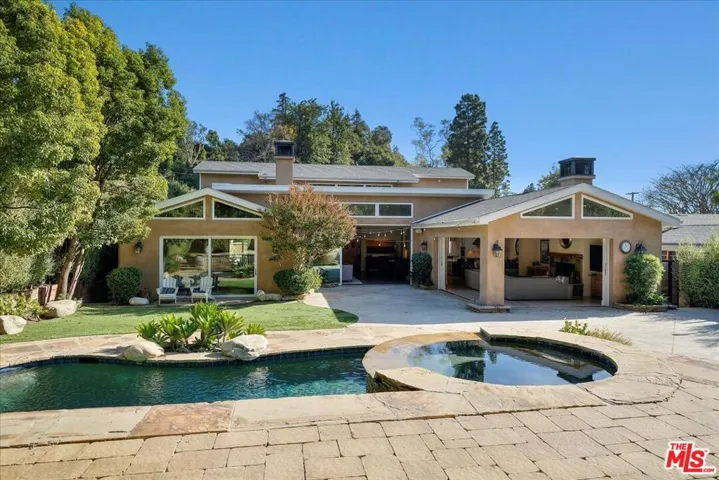 Outdoor Entertaining