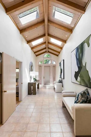 425 Claremont Way, Menlo Park, California 94025