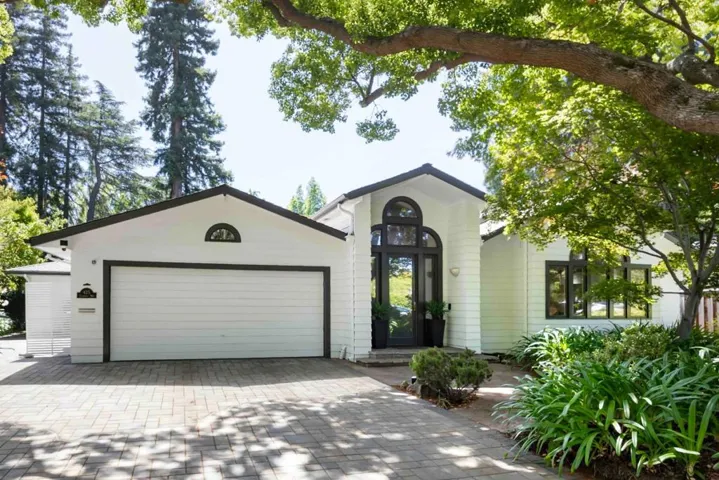 425 Claremont Way, Menlo Park, California 94025