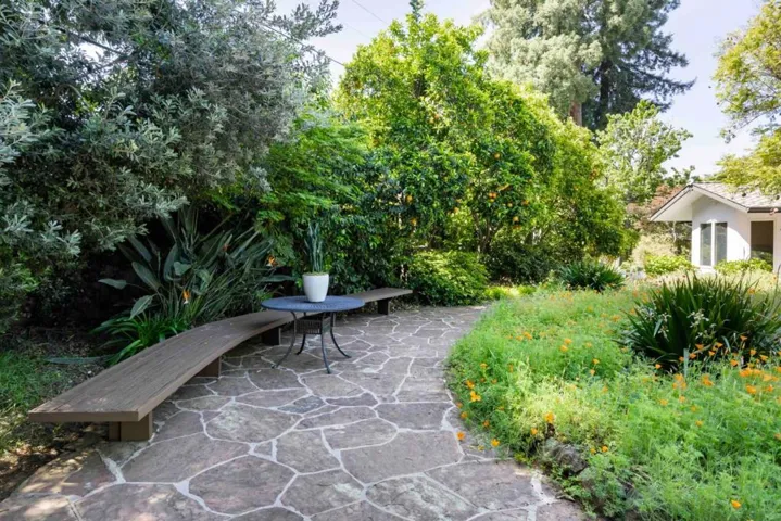 425 Claremont Way, Menlo Park, California 94025