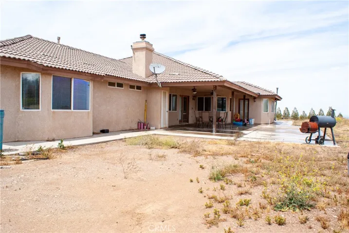 8465 Cedar Court, Phelan, California 92371