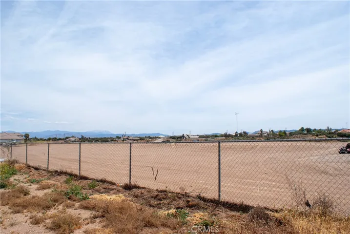 8465 Cedar Court, Phelan, California 92371