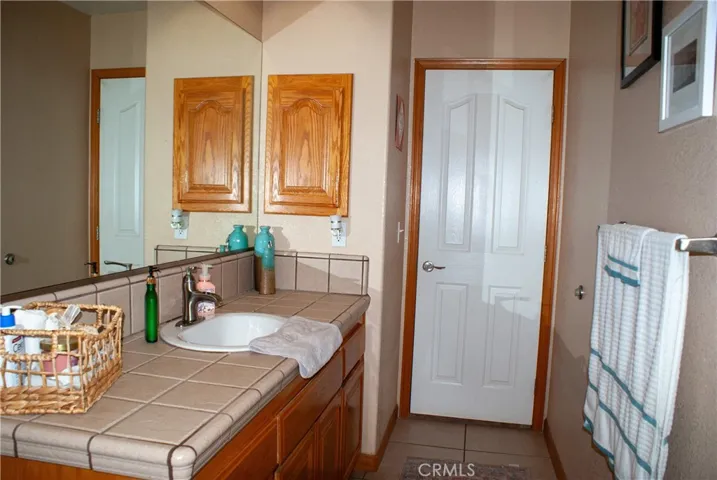 8465 Cedar Court, Phelan, California 92371