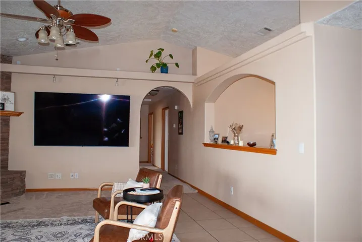 8465 Cedar Court, Phelan, California 92371