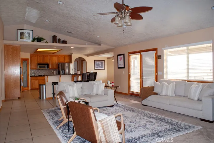 8465 Cedar Court, Phelan, California 92371