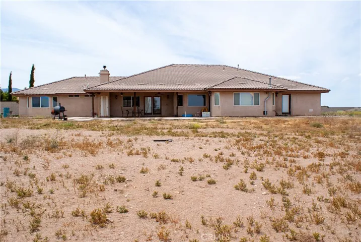 8465 Cedar Court, Phelan, California 92371