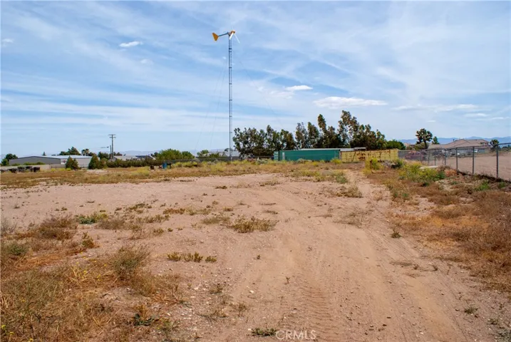 8465 Cedar Court, Phelan, California 92371