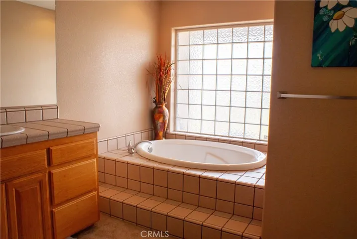 8465 Cedar Court, Phelan, California 92371