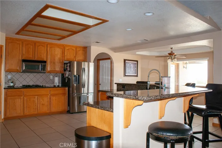 8465 Cedar Court, Phelan, California 92371