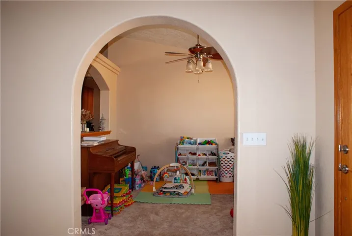 8465 Cedar Court, Phelan, California 92371