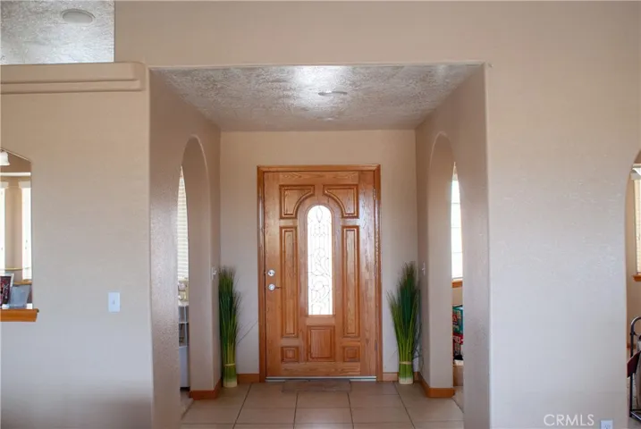 8465 Cedar Court, Phelan, California 92371