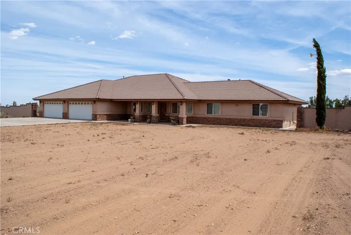 8465 Cedar Court, Phelan, California 92371