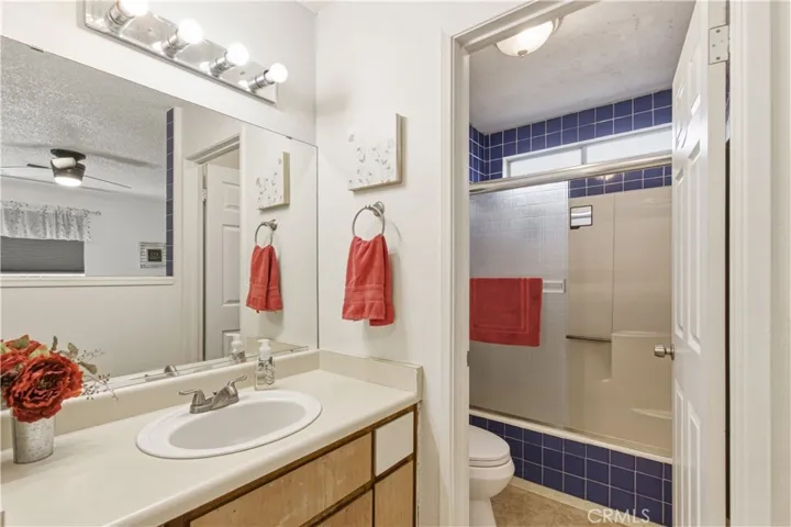 1418 Nut Tree, Livingston, California 95334